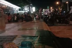 Pesta Miras di Depan Kampus, Puluhan ABG Kocar Kacir Dirazia Satpol PP