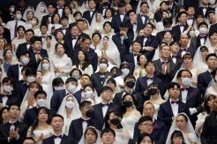 6.000 Pasangan Nikah Massal di Korsel Meski Wabah Virus Meluas