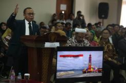 Bupati Pasangkayu Raih Gelar Doktor Ilmu Lingkungan Universitas Brawijaya Malang