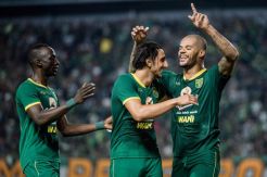 Aji Santoso Puas Sihir Legiun Asing Persebaya Hancurkan Sabah FA