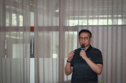Bantuan Mesin Kapal dari Mulyadi Mendapat Apresiasi dari Nelayan Padang