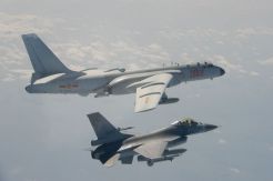 Taiwan: Bomber H-6 China Tak Berguna Melawan Virus Corona
