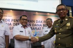 Pemkab Landak Raih Penghargaan Penyalur Dana Desa Terbaik Tahun 2019