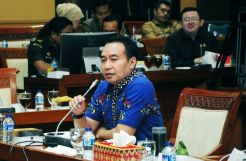 Pemisahan Anak dari...