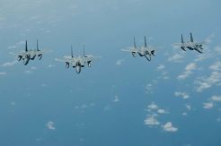 Skuadron AS Sambangi Pos Terdepan Norwegia, Rusia Waswas