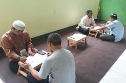 Komunitas Pengobat Klasik Gelar Pengobatan Gratis di Narogong Bekasi
