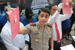 Rumah Elit Dijadikan Pabrik Sabu, Polisi Amankan 7 Tersangka