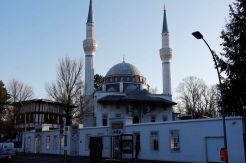 Kelompok Sayap Kanan Jerman Hendak Bantai Jamaah Masjid Ala Christchurch
