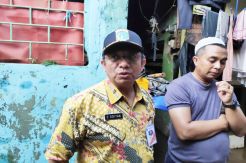 Camat Jatinegara Pastikan Tempat dan Kebutuhan Pengungsi Terdampak Banjir