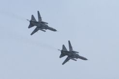 Jet-jet Tempur Su-24 Rusia Gempur Teroris Pro-Turki di Suriah