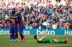 Virus Corona Ganggu Kunjungan Barcelona ke Napoli