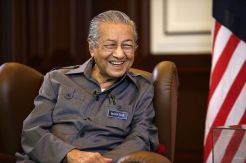 Pengamat: Pengunduran Diri Mahathir Bentuk Konsistensi