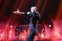 Maia Estianty Siap Bikinin Tiara Lagu, Lyodra Dinilai Terlahir Jadi Bintang