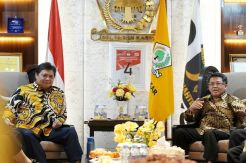 Temui Airlangga, Presiden PKS Beri Tiga Catatan Soal Omnibus Law