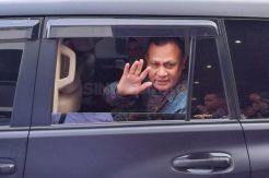 Ketua KPK Firli Bahuri Bertekad Tangkap Para DPO