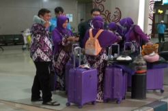 Cerita Jamaah Umrah yang Terbang ke Singapura, Akhirnya Balik ke Bandara Juanda