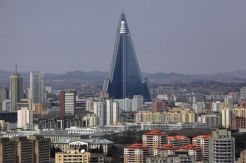 Hotel Ryugyong, Hotel...