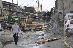 AS Diamuk Tornado, 22 Orang Tewas dan Mirip Medan Perang
