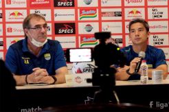Persib Optimistis Curi Poin dari Markas Arema