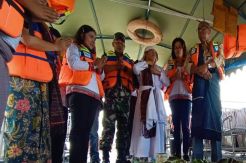 Mangelek Tao Toba Ritual Kearifan Lokal Warga di Sekitar Danau Toba