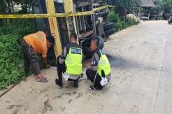 Kecelakaan Maut, Bapak dan Anak di Lebak Tewas Tertimpa Truk