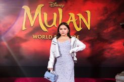 Prilly Latuconsina Hadiri...