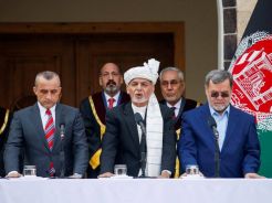 Publik Afghanistan Cemooh Pelantikan Dua Presiden di Media Sosial