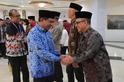 Menpora Lantik Keanggotaan...