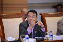 DPR Pertanyakan Alat...