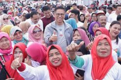 Disambangi Anggota Komisi III DPR Warga Solok Curhat Sulitnya Lapangan Kerja