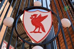 Stok Makanan Habis, Liverpool Sumbang Rp725 Juta