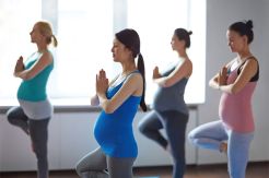Persiapkan Kelancaran Gentle Birth dengan Yoga dan Meditasi