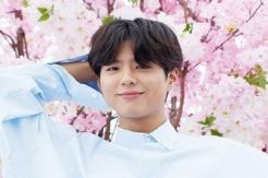 Park Bo Gum Terima Jadi...