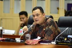 Pemerintah Diminta Siapkan Paket Kebijakan Lintas Sektoral Akibat Corona