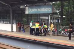 Video Hoaks Pengguna KRL Disebut Terpapar Corona, Begini Faktanya