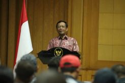 Kepala BNPB: Mahfud MD Usul Beri Sanksi Pelanggar Aturan Terkait Corona