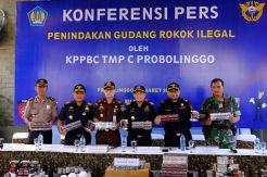 Tekan Peredaran Rokok...