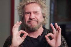 Sammy Hagar Minta Masyarakat Ikuti Aturan agar Corona Segera Hilang