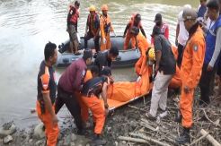 Isi Waktu Luang Mancing di Sungai, Pelajar Tewas Terpeleset