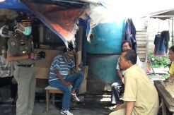 Satpol PP DKI Terus Bekerja di Tengah Wabah Corona