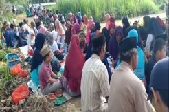 Warga Sekadau Gelar Ritual Doa Cegah Virus Corona Masuk