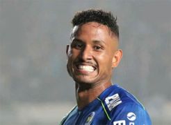 Striker Persib Wander Luiz Umumkan Dirinya Terinfeksi Corona