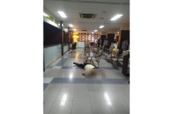 Pria Paruh Baya Mendadak Pingsan di Gedung SPKT Polda Metro