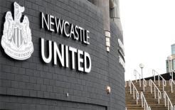 Newcastle Klub Liga Inggris Pertama yang Rumahkan Pegawai