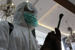 Cegah Corona, Sejumlah Sekolah di Jakut Disemprot Disinfektan