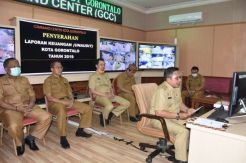 Pemkot Gorontalo Serahkan Laporan Keuangan secara Virtual