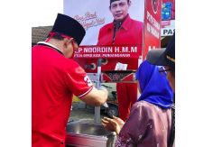 DPRD Pangandaran Distribusikan Tempat Cuci Tangan dan Bagikan Masker