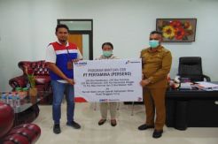Pertamina Serahkan Bantuan APD untuk Penanganan COVID-19 di Sikka