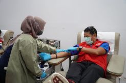 Jaga Stok Darah, Sandiaga Uno Ajak Semangat Berdonor
