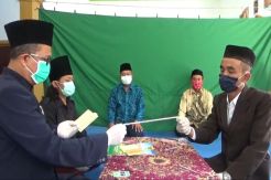 Pernikahan Unik, Ijab Kabul Dilakukan dengan Menggunakan Benang
